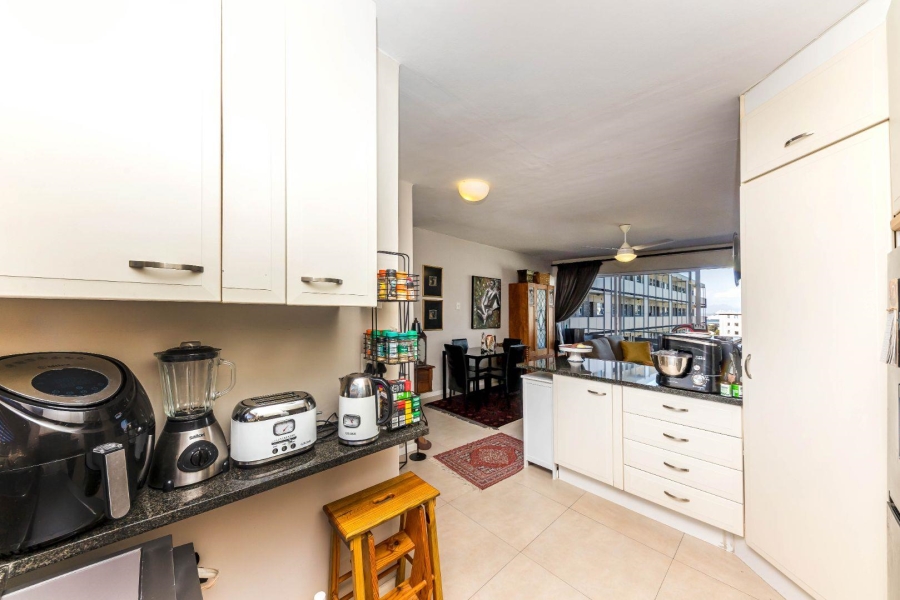 2 Bedroom Property for Sale in Green Point Western Cape